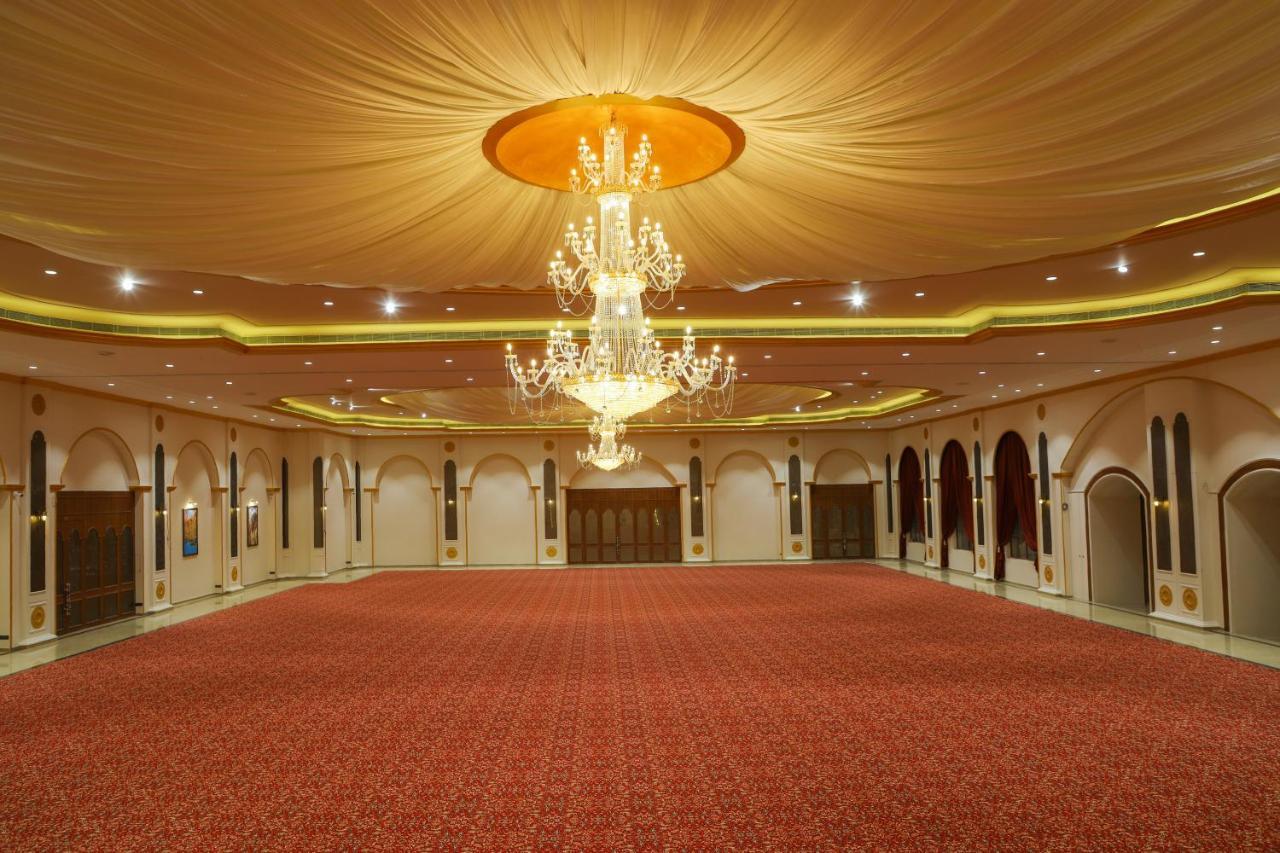 Ratna Vilas Palace Раджкот Экстерьер фото